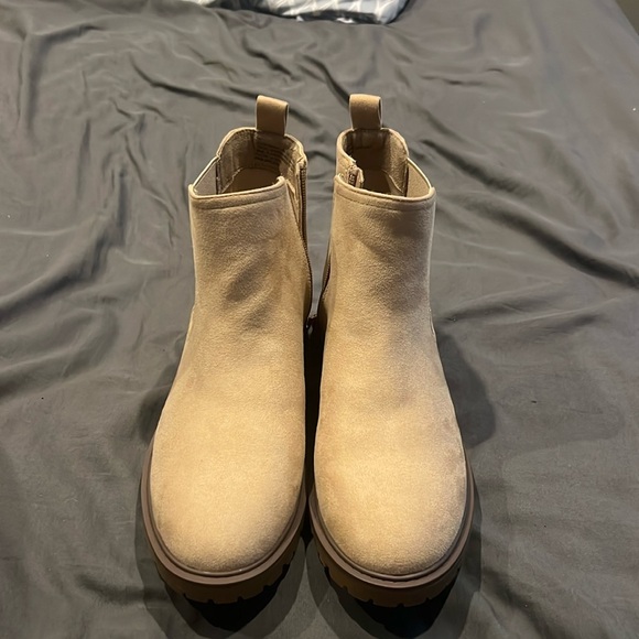 Maurices Shoes - Chelsea Boot